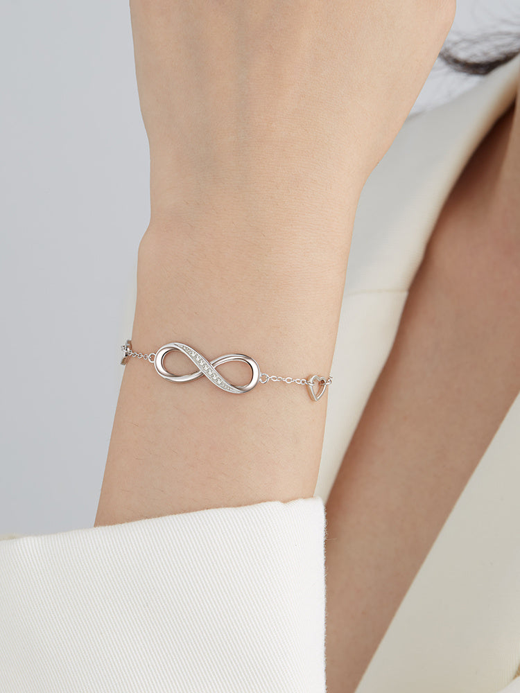 Silberarmband Mila - am Arm