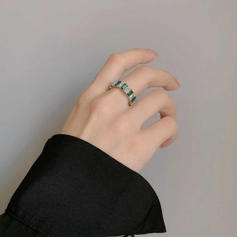 Silberring Katharina am Finger