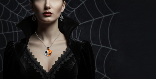 Halloween Outfit Tipps mit Schmuck
