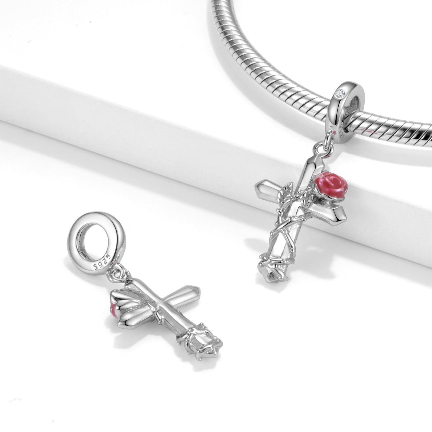 Kreuz Rose Charm