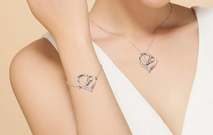 Silberarmband Charlotte am Handgelenk