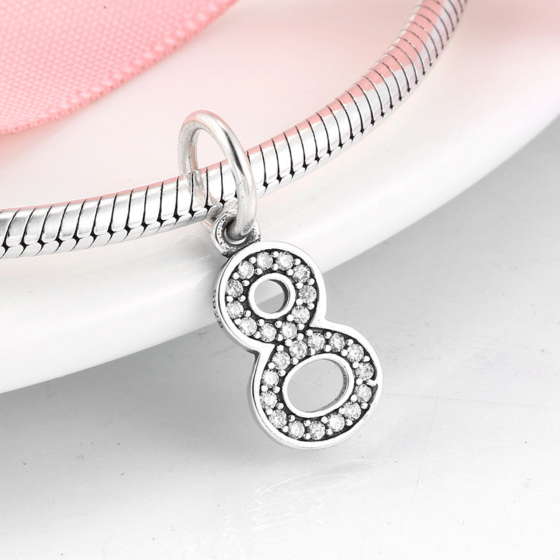Zahlen Charms 8